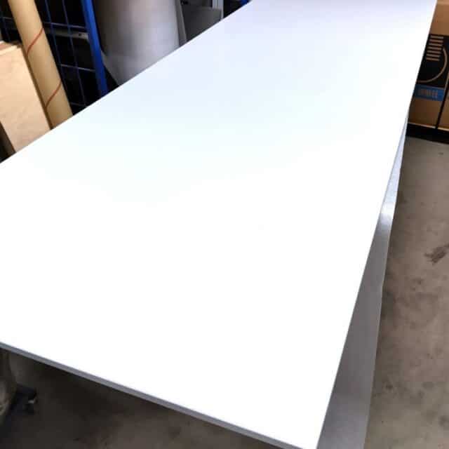 Arbeitsplatte 3000x1200x18 m/ABS-Kante hellgrau